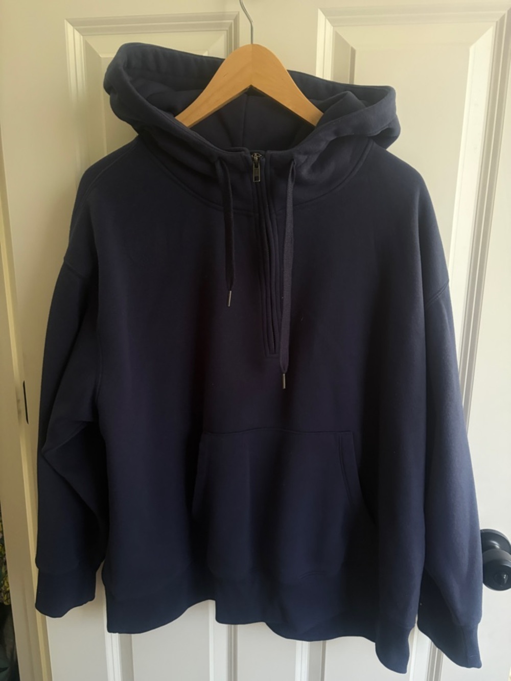 Excellent Condition size XXL The Company Store Navy Pullover Hoodie. Soft.